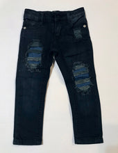 Load image into Gallery viewer, Distressed Patched Denim Jeans